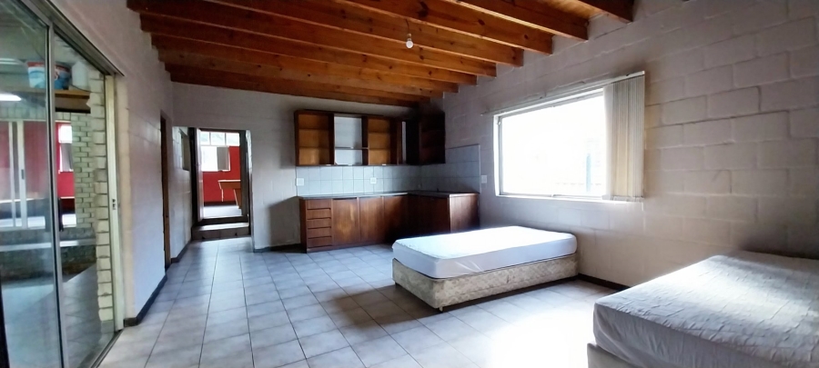 5 Bedroom Property for Sale in Bettys Bay Western Cape